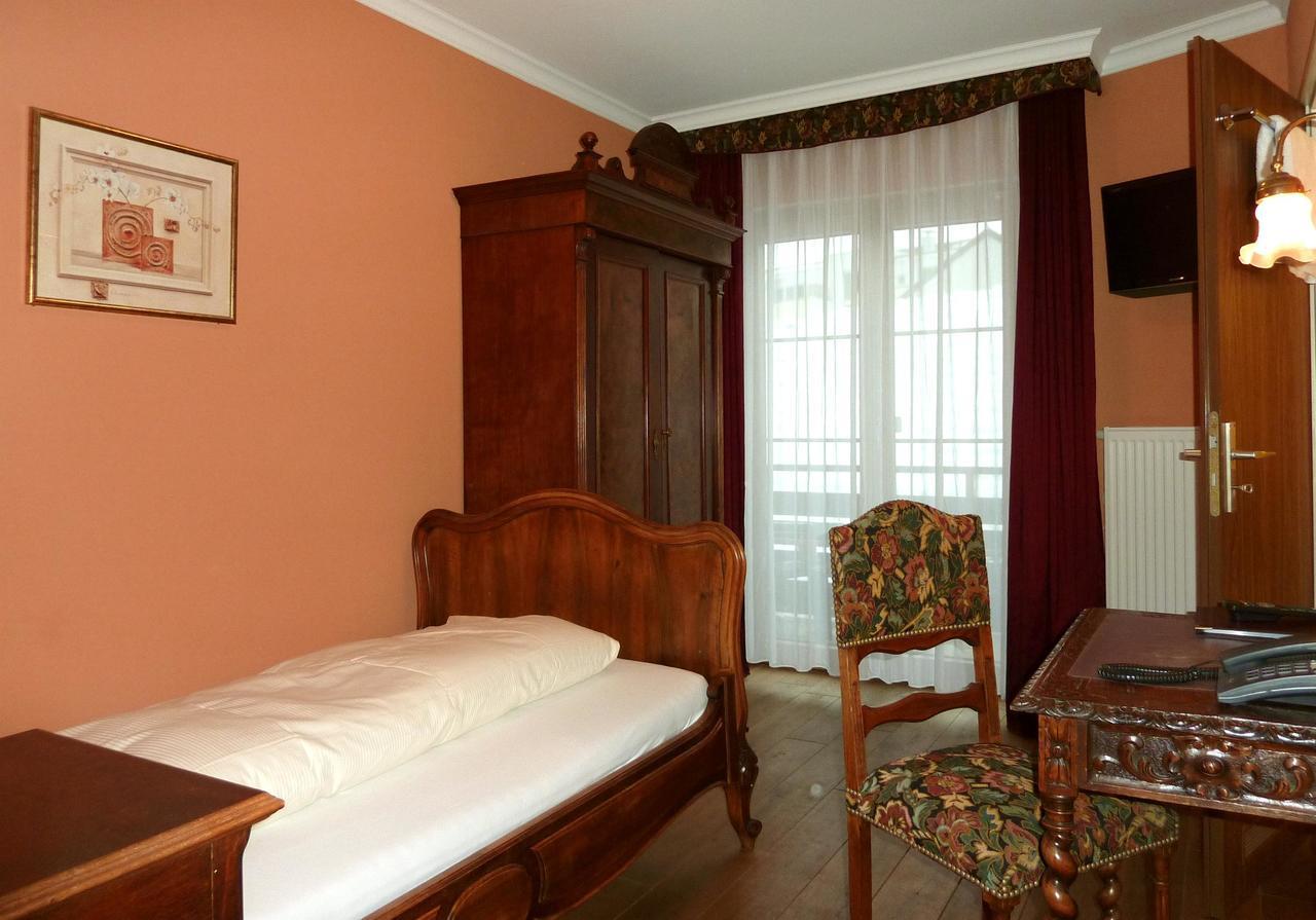 Historisches Genusshotel Loewen Шопфхайм Экстерьер фото
